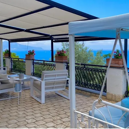 Dom wakacyjny Le Terrazze Massa Lubrense