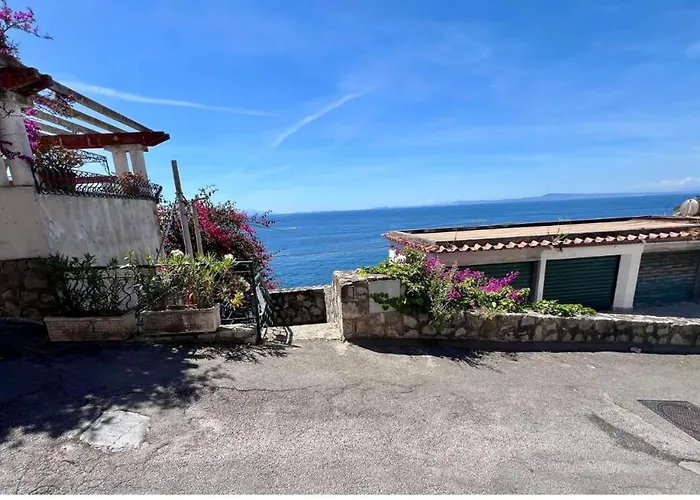 Le Terrazze * Massa Lubrense
